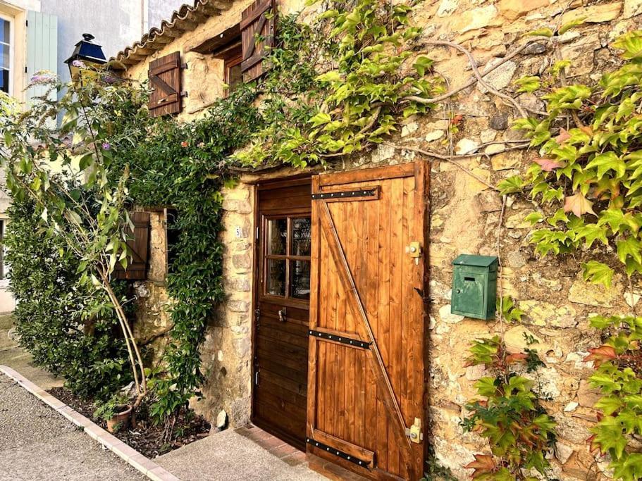 La Maison De Blanche Neige Assignan Exterior foto